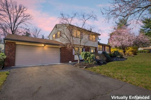 2 Perry Rd, East Brunswick NJ  08816-1324 exterior