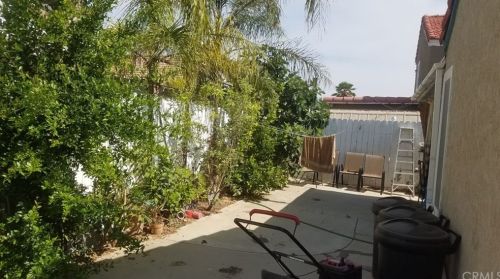 1480 Apple Creek Dr, Perris CA  92571-3916 exterior