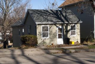 703 8th St, Dubuque IA  52001-6656 exterior