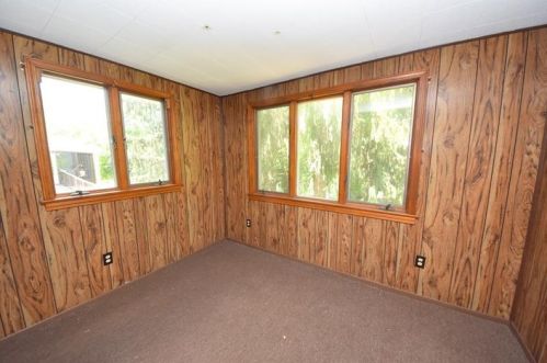 1005 Marshall Ave, New Castle PA  16101-4355 exterior