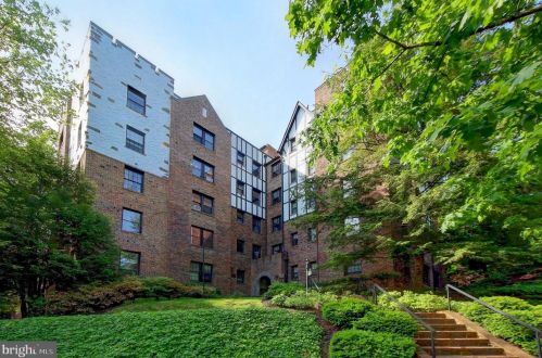 3016 Tilden St, Washington, DC 20008-3018