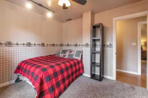 329 Fairway Blvd, Big Bear City CA  92314-8879 exterior