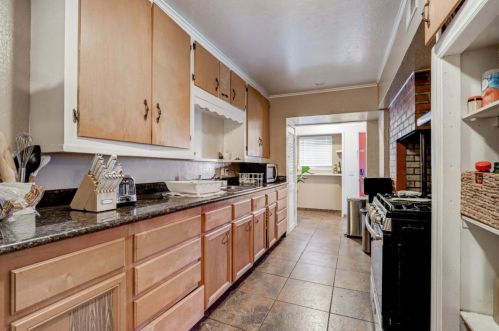 16195 Church St, Morgan Hill CA  95037-5412 exterior