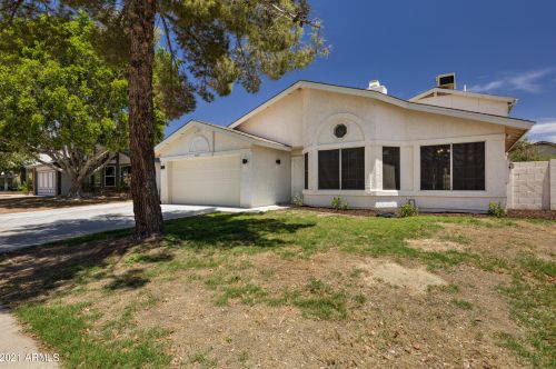 23651 40th Ave, Glendale, AZ 85310-4044