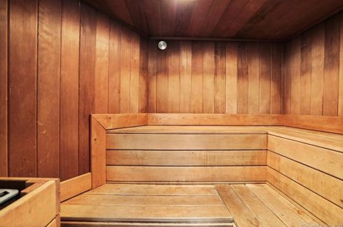 25 Grand St, Norwalk CT  06851-3521 exterior