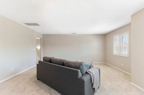 4533 Visions Dr, Turlock CA  95382-8332 exterior