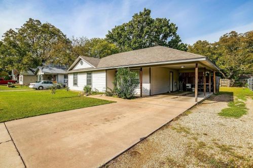 404 Williams Ave, Cleburne, TX 76033-9221