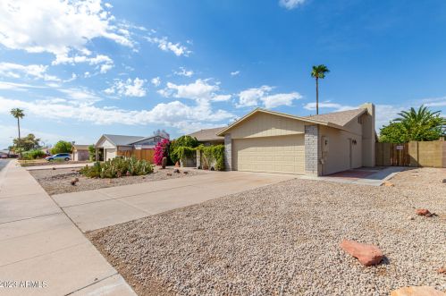 5002 Aster Dr, Glendale, AZ 85304-2014