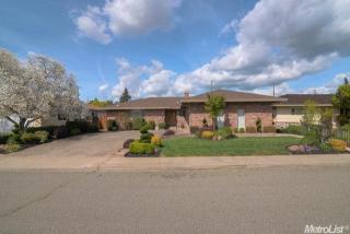 319 Zola Ave, Roseville, CA 95678-2336