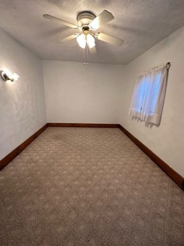 1242 Taylor Ave, New Kensington PA  15068-5531 exterior