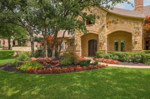 4804 Pacer Way, Lewisville TX  75028-8769 exterior