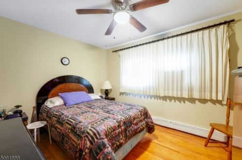 37 Rdg Rd, Dover NJ  07869-1042 exterior