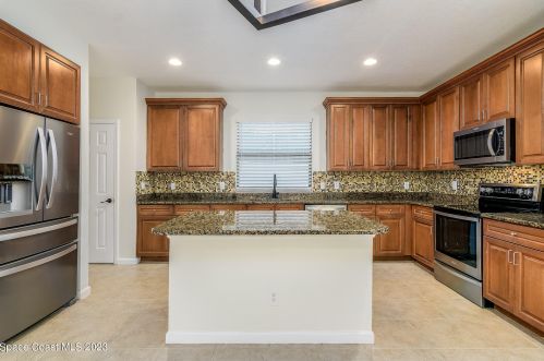 2773 Glenridge Cir, Merritt Island FL  32953-2953 exterior