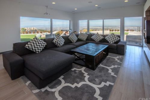 3557 Starline Dr, Rancho Palos Verdes CA  90275-6376 exterior