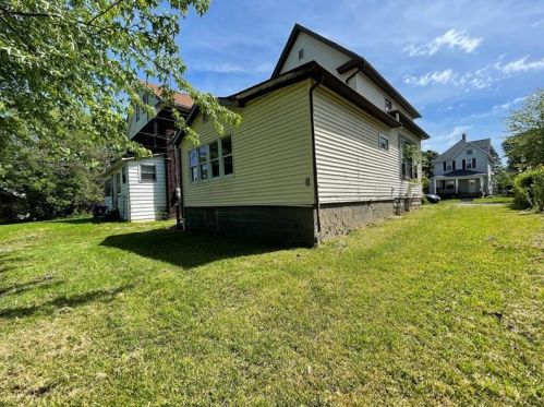 288 Cedar Ave, Hermitage PA  16146-2610 exterior