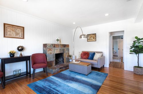 2380 108th Ave, Oakland CA  94603-4112 exterior