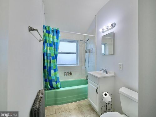 632 10th St, Boothwyn PA 19061-0045 exterior