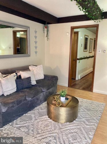 336 Fort St, Lees Cross Roads, PA 17257-1446