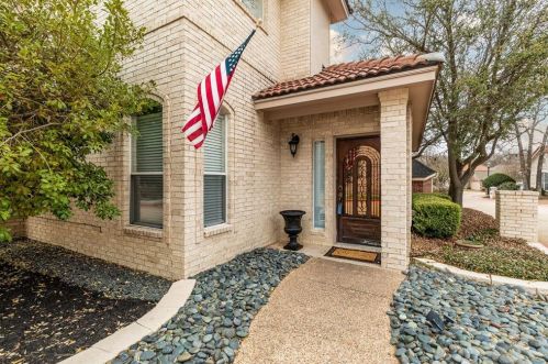507 Milla Ln, Euless, TX 76039-4466
