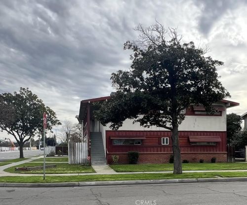1930 Dakota Ave, Fresno, CA 93705-2305