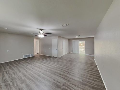 3033 Baskin Dr, Lancaster TX  75134-1937 exterior