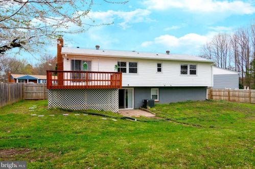 13404 Nickleson Dr, Woodbridge VA  22193-4131 exterior