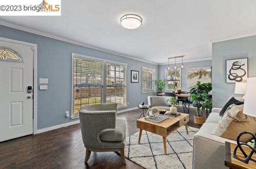 253 Fitzpatrick Rd, Oakland, CA 94603-1051
