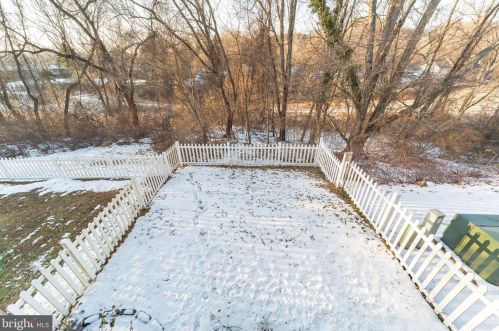4834 Hogan Dr, Wilmington DE  19808-1713 exterior