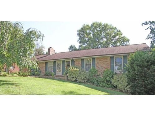 4602 Highlea Dr, Kingsport, TN 37663-2947