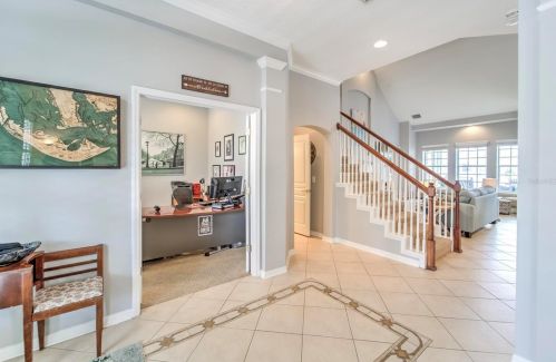 413 Islebay Dr, Ruskin FL  33572-3332 exterior