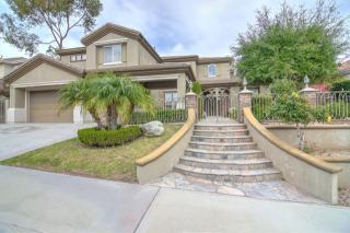 6335 Abbeywood Rd, Orange, CA 92867-2498