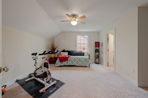 103 Elm St, Imperial PA  15126-1105 exterior