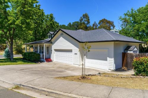 1994 Alden Ave, Lakeport, CA 95453-3042