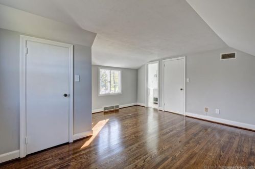 44 Randecker Ln, Kensington CT  06037-1134 exterior