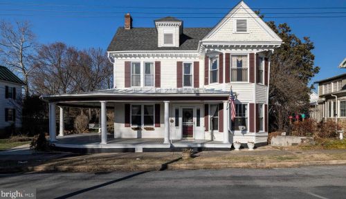 102 High St, Edinburg VA  22824-3084 exterior