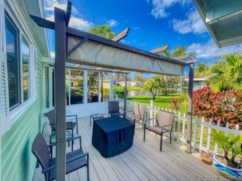 722 Navigators Way, Edgewater FL  32141-5922 exterior