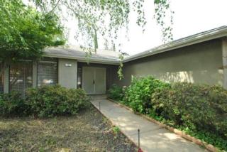 183 Omaha Ave, Fresno, CA 93711-6013