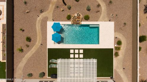 7544 Peppertree Dr, Gilbert AZ  85298 exterior