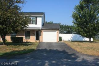 219 Hedgerow Dr, Chambersburg, PA 17202-3043