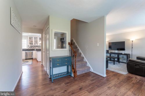 6608 Farmstead Ln, Fredericksburg VA  22407-1703 exterior