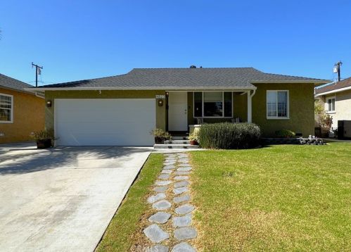 4823 Conquista Ave, Lakewood, CA 90713-2421