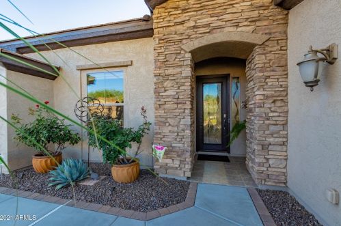 5466 Almond Dr, Gilbert, AZ 85298-4638