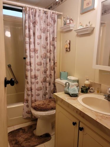 1435 Mohawk Cir, Tavares FL  32778-2540 exterior