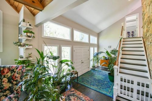 1 Elderberry Ln, Huntington CT  06484-3762 exterior