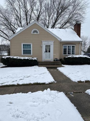 114 Palmatory St, Horicon, WI 53032-0012