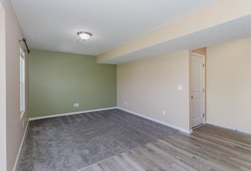 935 Shadowridge Dr, Covington KY  41018-4050 exterior