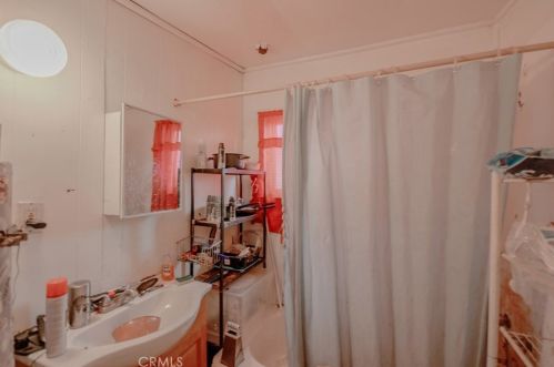 3902 Amistad Ave, Pico Rivera CA  90660-1531 exterior