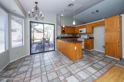 1480 Cyn Shadows Ln, Tucson AZ 85739-1096 exterior