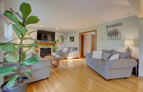 3916 Buckhill Dr, Covington KY  41018-2964 exterior