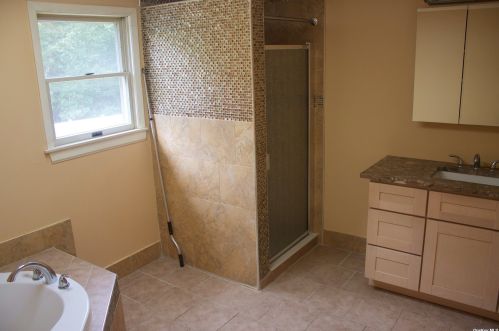 12 Ramblewood Rd, Shoreham NY  11786-2300 exterior